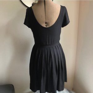 Alex + Alex black scoopneck fit flare dress size 4